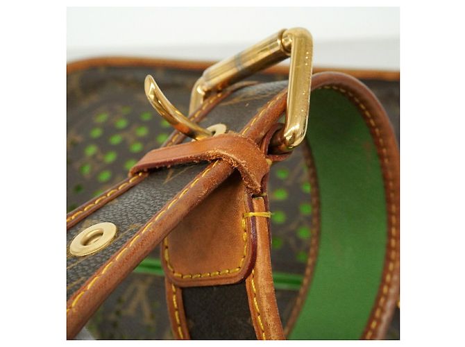 Borsa a tracolla Louis Vuitton Monogram Perfo Musette Verde chiaro - vista 8