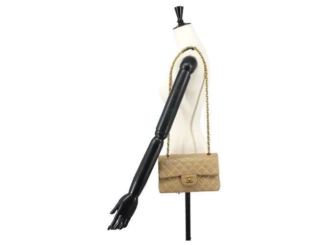 Borsa a tracolla Chanel Matelasse 23 con catena Beige - vista 10