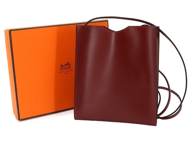 Hermès Sac à main épaule Hermes Onimaitou Pochette Rouge - vue 2