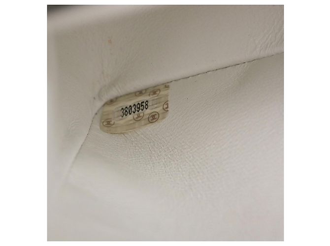 Chanel Classic Double Flap Quilted Lambskin Small Bianco - vista 4