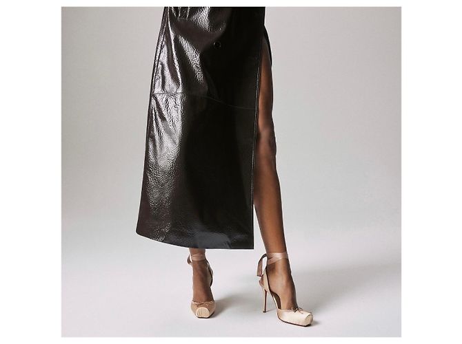 Christian Louboutin Satin-Pumps in Beige mit Schnürung - Ansicht 3