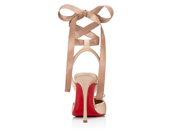 Christian Louboutin Satin-Pumps in Beige mit Schnürung - Ansicht 5