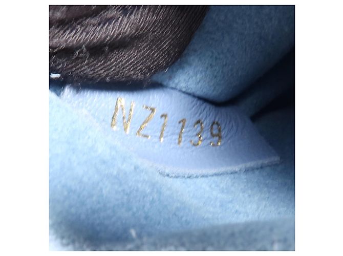 Louis Vuitton New Wave Denim MM Azul - vista 7