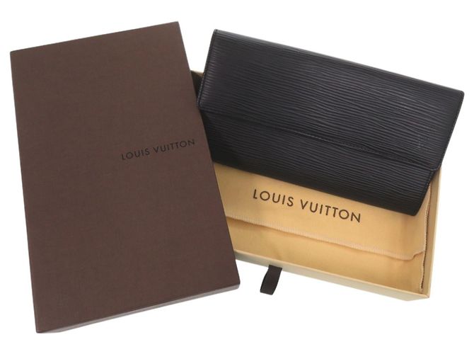 Louis Vuitton Epi Leather Long Wallet Black - view 2