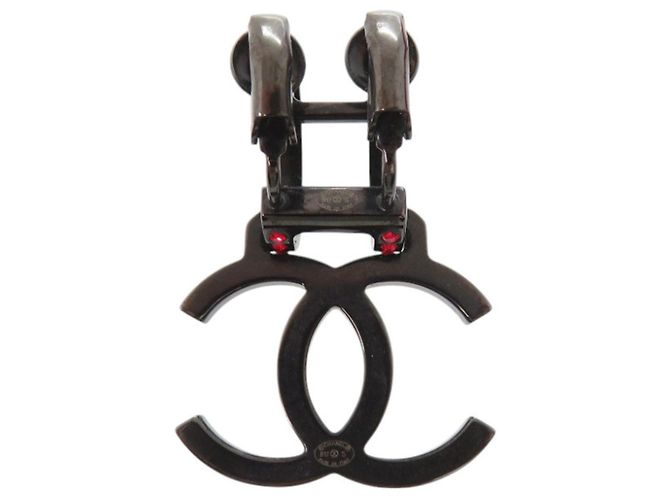 Orecchini a cerchio Chanel Coco Mark Nero Rosso - vista 2
