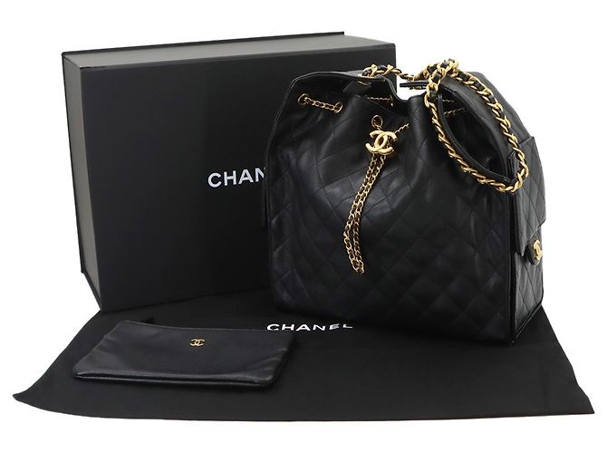 Borsa a tracolla Chanel 25 Medium Chain Nero - vista 2