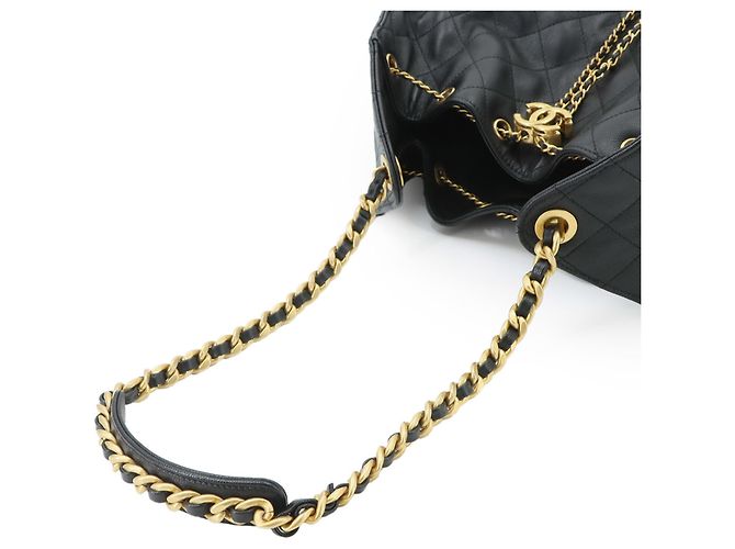 Borsa a tracolla Chanel 25 Medium Chain Nero - vista 6