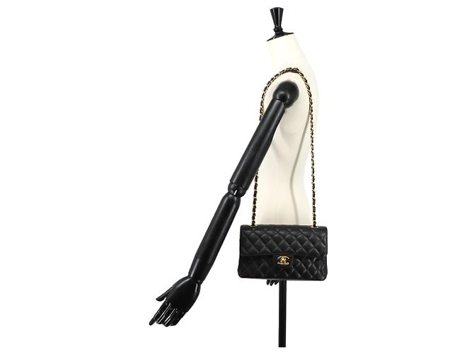 Borsa a tracolla Chanel Matelasse 23 con catena Nero - vista 10