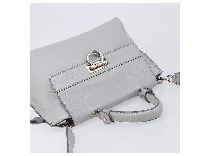 Borsa Salvatore Ferragamo Sofia Gancini in pelle 2way Grigio Argento Auth 199218V Marrone - vista 6