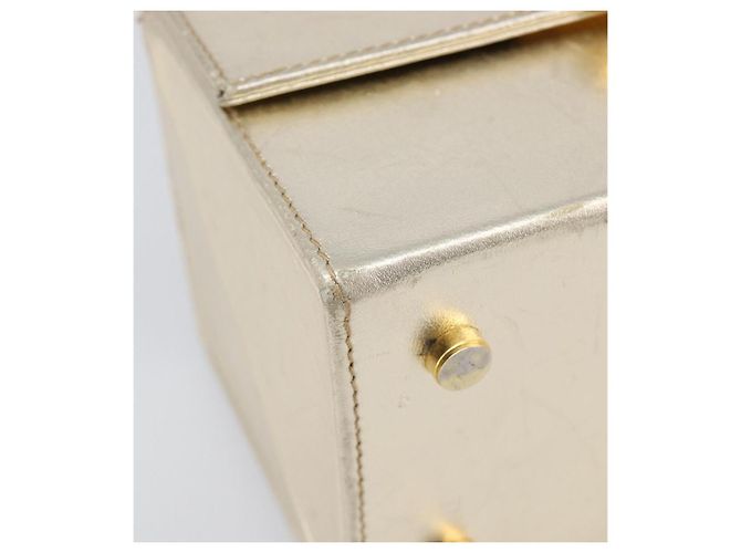 Borsa Vanity Salvatore Ferragamo Gancini in pelle oro Auth 199364A D'oro - vista 14