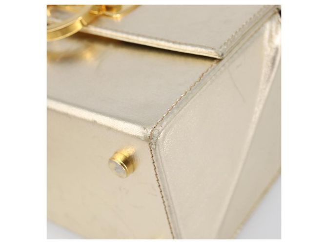 Borsa Vanity Salvatore Ferragamo Gancini in pelle oro Auth 199364A D'oro - vista 9