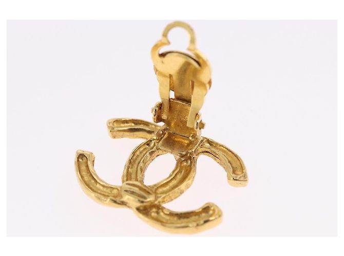 Orecchini CHANEL Metallo Tono Oro CC Auth 197919M - vista 9