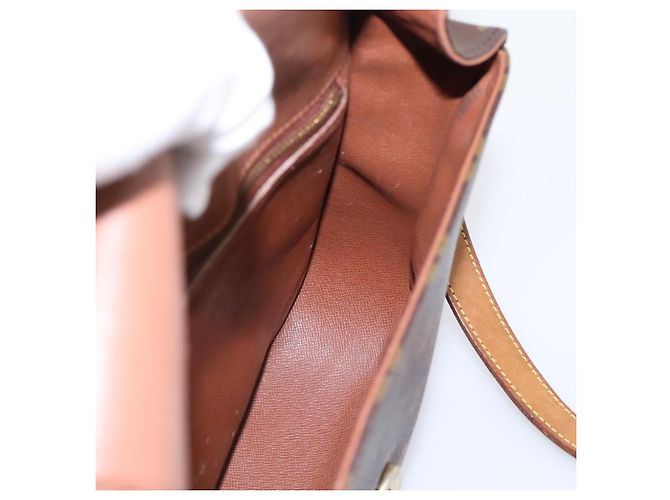 LOUIS VUITTON Monogram Saint Cloud GM Shoulder Bag M51242 LV Auth 199927 Monograma - vista 22