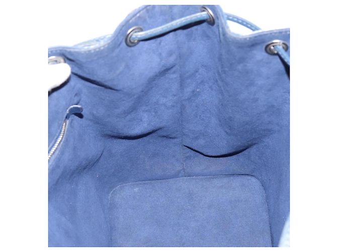 Borsa a tracolla LOUIS VUITTON Epi Petit Noe Indigo M40675 LV Auth 201946A Blu - vista 17