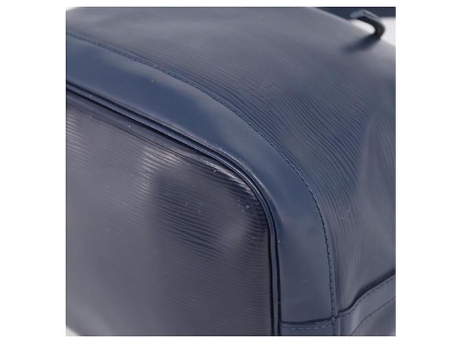 Borsa a tracolla LOUIS VUITTON Epi Petit Noe Indigo M40675 LV Auth 201946A Blu - vista 9