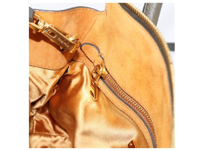 Borsa a mano Miu Miu in pelle 2way Khaki Gold Auth 201966A D'oro Cachi - vista 22