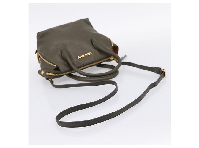 Borsa a mano Miu Miu in pelle 2way Khaki Gold Auth 201966A D'oro Cachi - vista 8