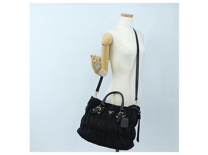 Borsa a Mano PRADA Nylon 2way Nero Oro Auth 200017V D'oro - vista 28