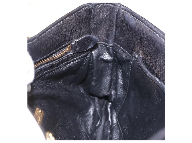 Borsa a tracolla Miu Miu Biker Studs in pelle nera e oro Auth 200282V Nero D'oro - vista 22