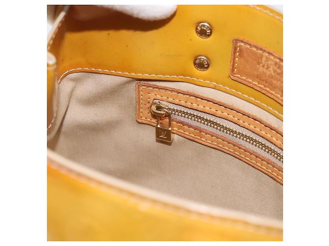 Borsa a mano LOUIS VUITTON Monogram Vernis Reade PM Beige M91144 LV Auth bs37012 - vista 19