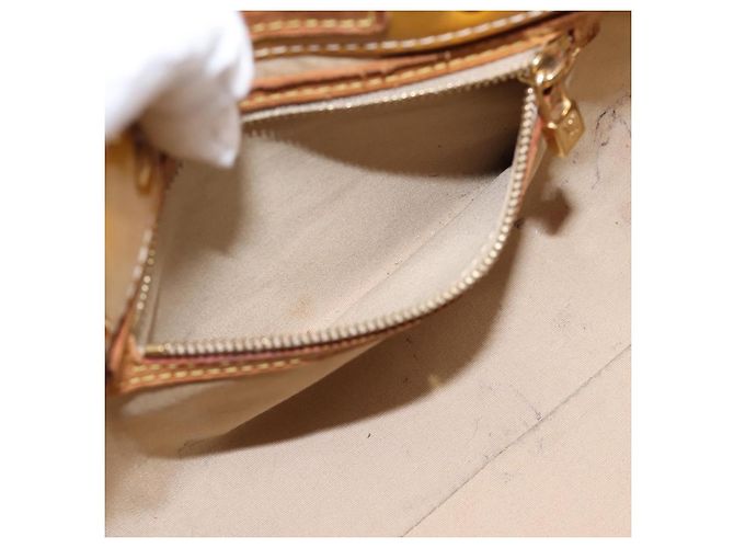 Borsa a mano LOUIS VUITTON Monogram Vernis Reade PM Beige M91144 LV Auth bs37012 - vista 20