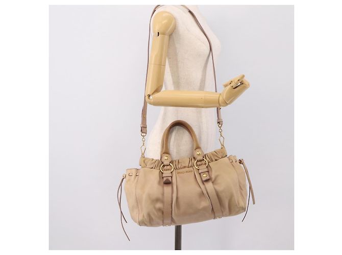 Borsa a mano Miu Miu in pelle 2way Beige tono oro Auth 199333A - vista 24