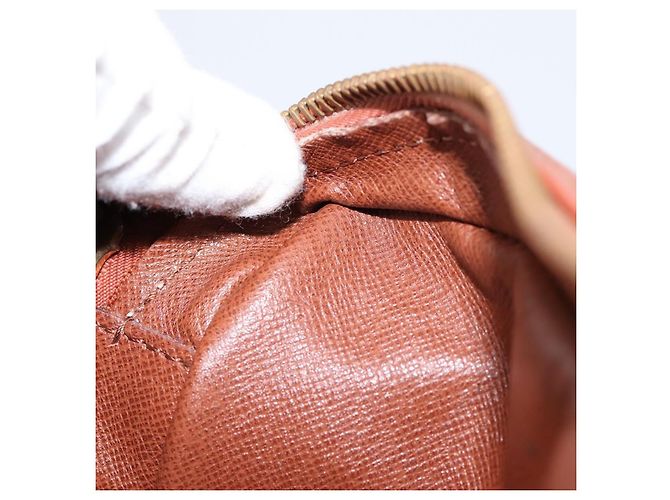 LOUIS VUITTON Epi Jeune FilleMM Shoulder Bag Brown M52153 LV Auth 201943 Marrom - vista 12