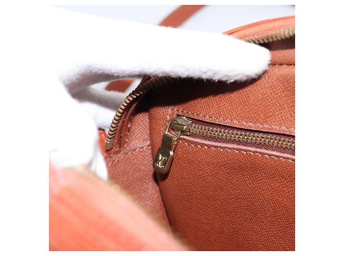 LOUIS VUITTON Epi Jeune FilleMM Shoulder Bag Brown M52153 LV Auth 201943 Marrom - vista 22