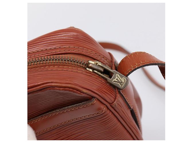 LOUIS VUITTON Epi Jeune FilleMM Shoulder Bag Brown M52153 LV Auth 201943 Marrom - vista 8