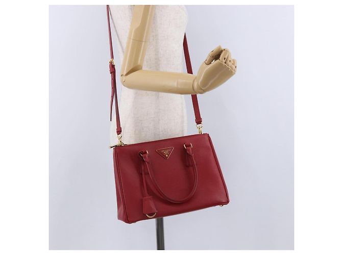 Borsa a mano PRADA Galleria in pelle Saffiano 2way Rossa Oro Auth 199932V Rosso D'oro - vista 28