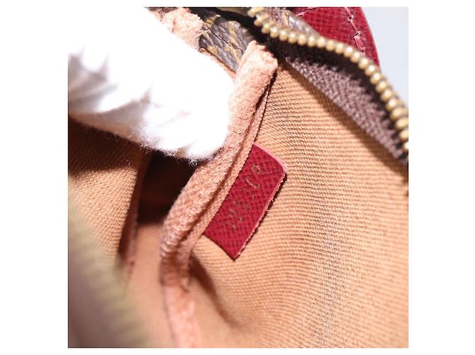 LOUIS VUITTON Label Collection Mini Pochette Accessoires M63798 LV Auth bs36887 Monogramma - vista 12