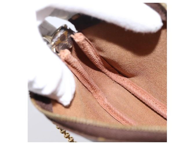 LOUIS VUITTON Label Collection Mini Pochette Accessoires M63798 LV Auth bs36887 Monogramma - vista 18