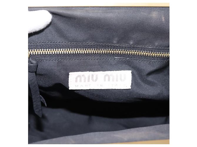 Borsa a tracolla Miu Miu in pelle nera e oro Auth 199415V Nero D'oro - vista 10