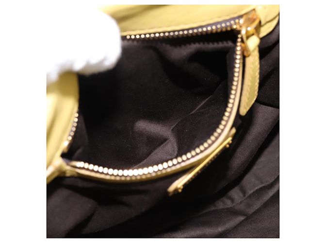 Borsa Miu Miu Matelassé in pelle 2way Gialla Tono Oro Auth 167575V Giallo - vista 25