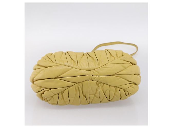 Borsa Miu Miu Matelassé in pelle 2way Gialla Tono Oro Auth 167575V Giallo - vista 5