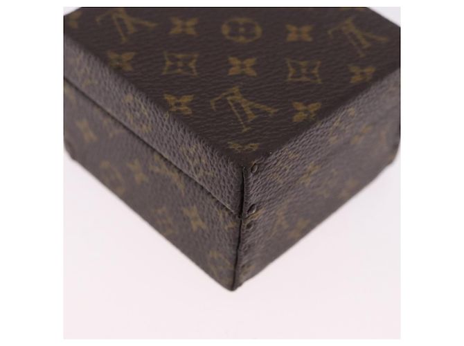 LOUIS VUITTON Monogram Jewelry Case Jewelry Box LV Auth 200102 Monogramme - vue 16