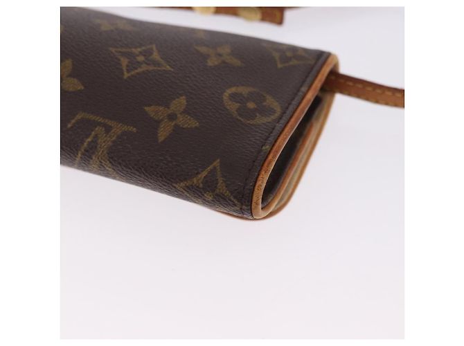 LOUIS VUITTON Monogram Pochette Twin PM Shoulder Bag M51854 LV Auth ka6047 Monogramma - vista 18
