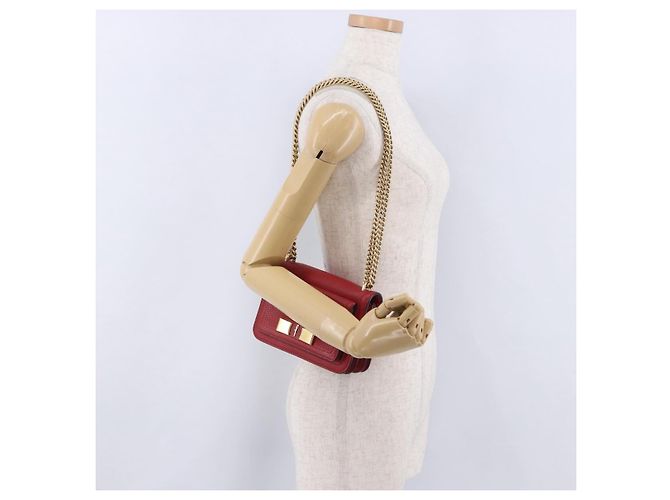 Borsa a tracolla con catena Salvatore Ferragamo in pelle rossa tono oro Auth 200367A Rosso - vista 26