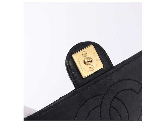 Borsa a tracolla CHANEL Matelasse Push Lock in pelle d'agnello nera e oro CC Auth am12544M Nero D'oro - vista 21