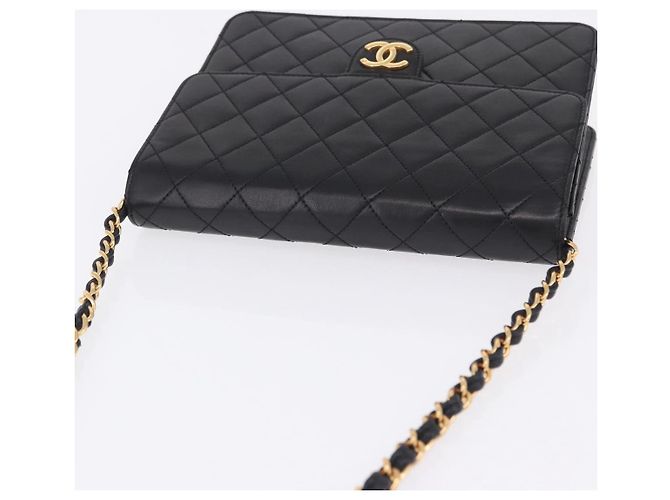 Borsa a tracolla CHANEL Matelasse Push Lock in pelle d'agnello nera e oro CC Auth am12544M Nero D'oro - vista 6