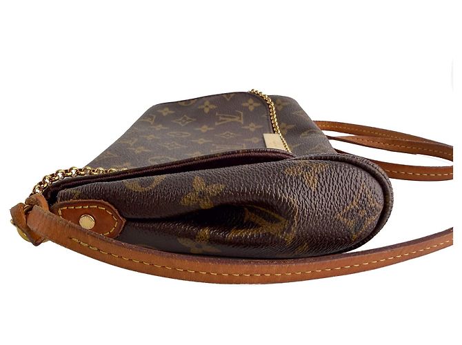 Louis Vuitton Borsa a pochette Favorite MM Canvas With Chain Bag Monogram Marrone - vista 4