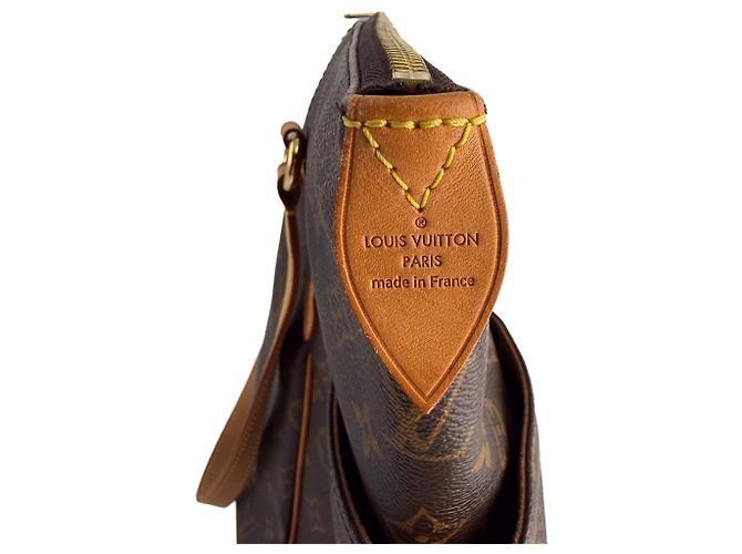 Louis Vuitton Borsa a tracolla shopper Totally GM in tela Marrone - vista 4