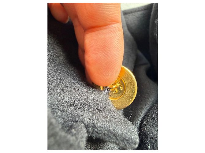 Chanel Vintage schwarze Kaschmirjacke mit Gürtel - Ansicht 13