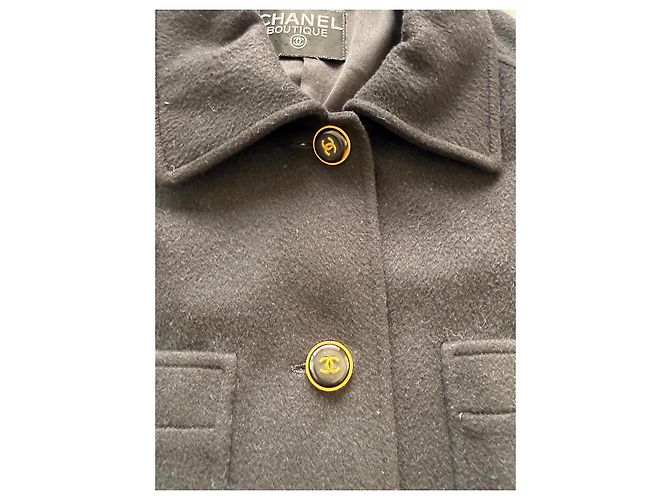 Chanel Vintage schwarze Kaschmirjacke mit Gürtel - Ansicht 2