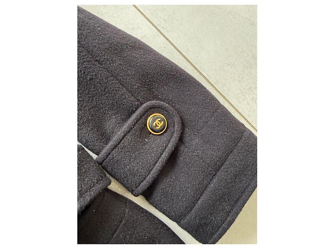 Chanel Vintage schwarze Kaschmirjacke mit Gürtel - Ansicht 4