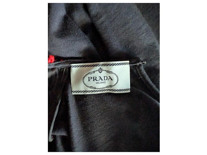 Prada Camiseta negra de algodón con encaje guipur rojo Negro Roja - vista 3