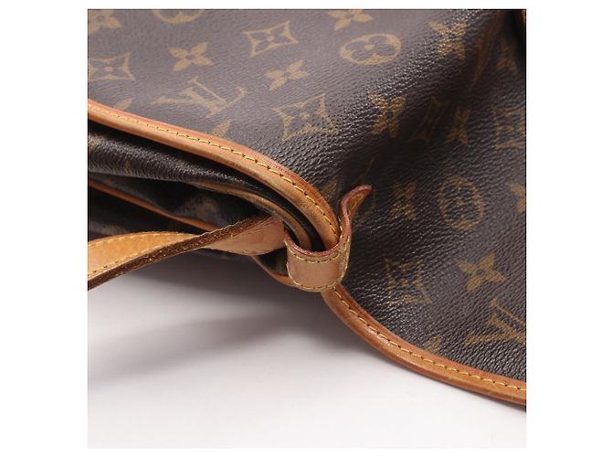 Borsa a tracolla Louis Vuitton Saumur 30 Marrone - vista 10
