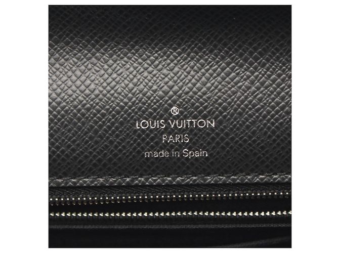 Louis Vuitton Belaia Second Bag Clutch Handbag Noir Gris - vue 4