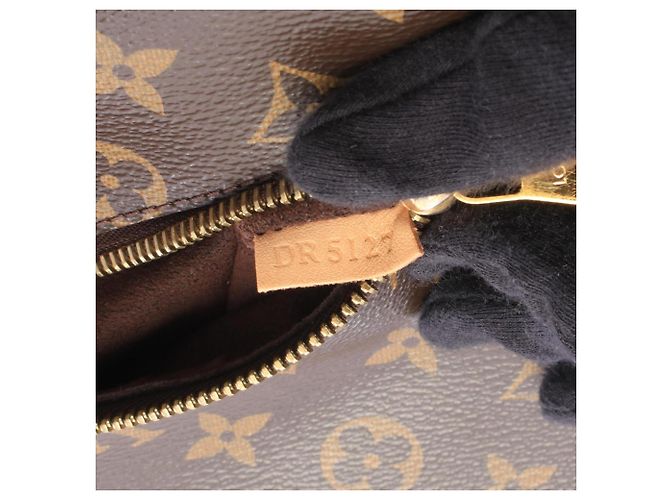 Borsa Louis Vuitton Pochette Metis MM Marrone - vista 5