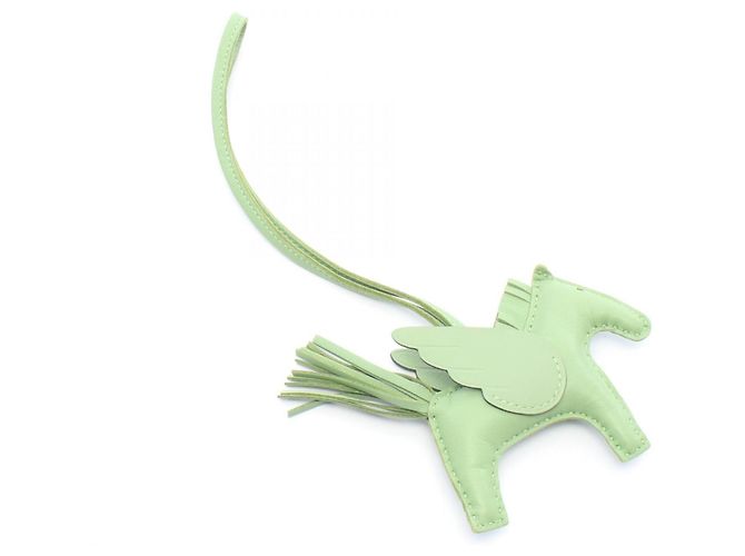 Hermès Hermes Rodeo Pegasus PM Handbag Charm Verde - vista 2